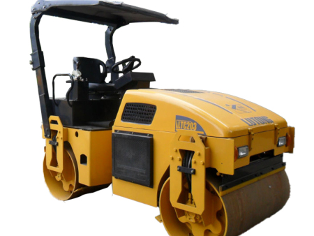 4噸全液壓雙鋼輪振動壓路機(jī)